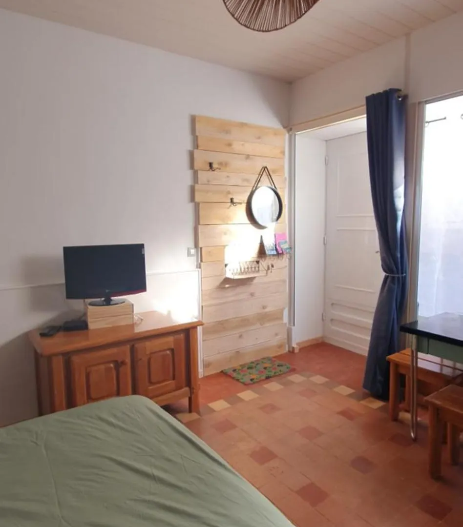 Bed & Breakfast Retiens La Nuit Bed and Breakfast Saint-Just-en-Chevalet